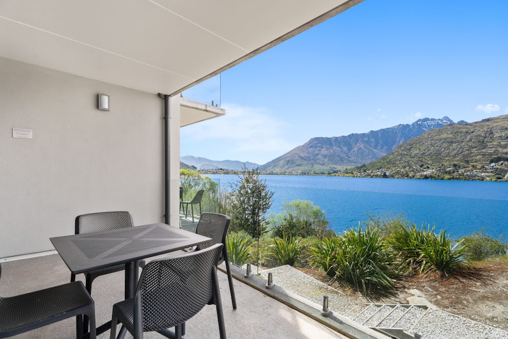 025 Open2view ID564243 15 RSL